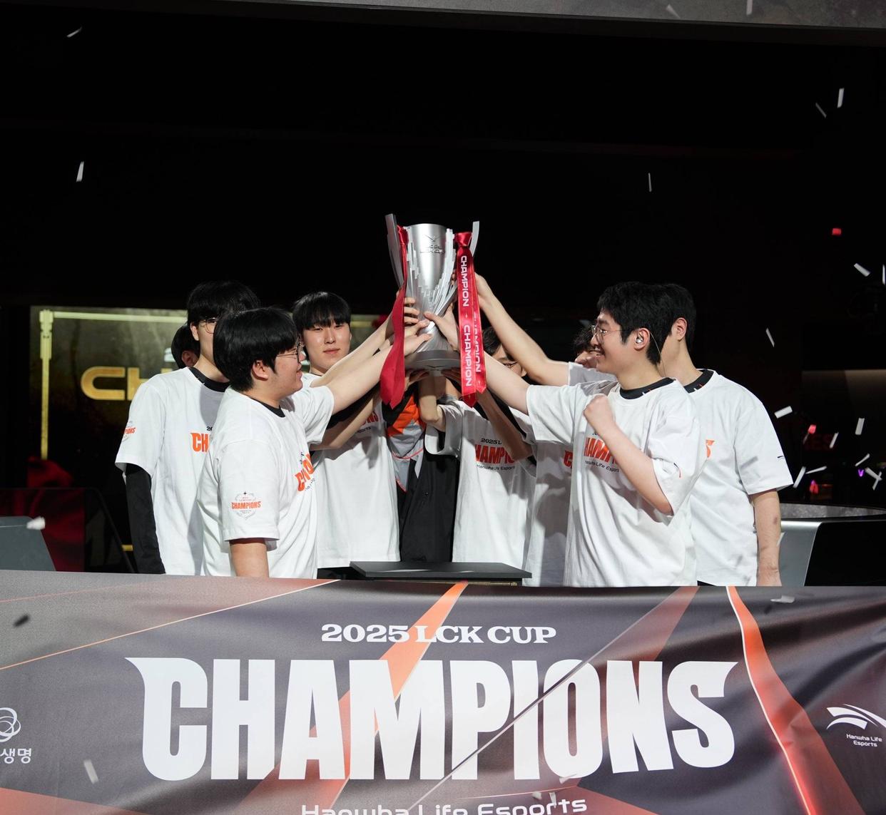 CLG力克FNC，Ming关键团战开团秒人宿命之战半决赛，锁定晋级资格