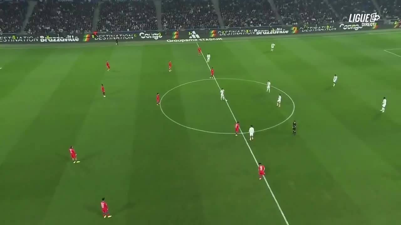 关于荷兰翻盘里昂，贝林厄姆扛起全队的信息