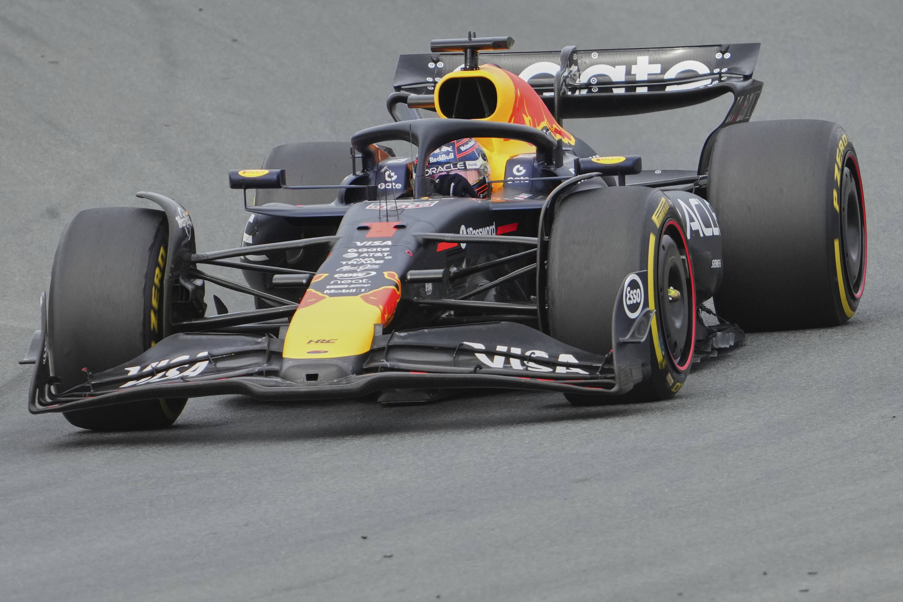 红牛二队横扫法拉利，皮亚斯特里关键制胜