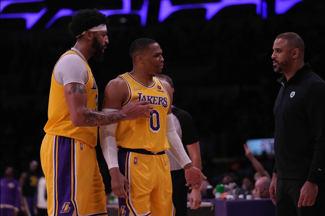 猛龙绝杀浙江队，浓眉哥扛起全队